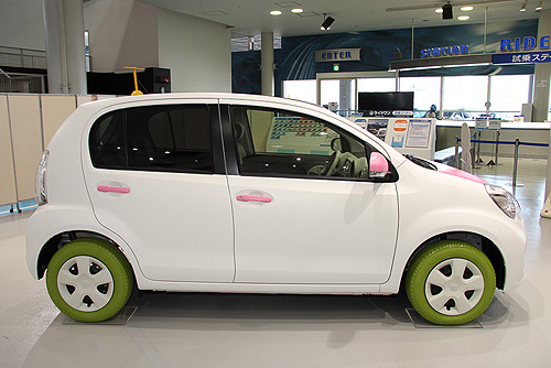 靜香的車車?《Toyota Passo》小改款口愛登場 靜香的車車?《Toyota Passo》小改款口愛登場