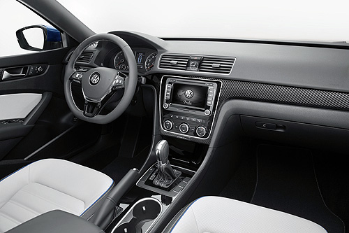 超省油美規《VW Passat BlueMotion》底特律概念現身 超省油美規《VW Passat BlueMotion》底特律概念現身