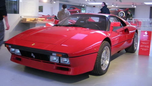 品牌故事系列-鬃馬奔騰之《Ferrari》 品牌故事系列-鬃馬奔騰之《Ferrari》