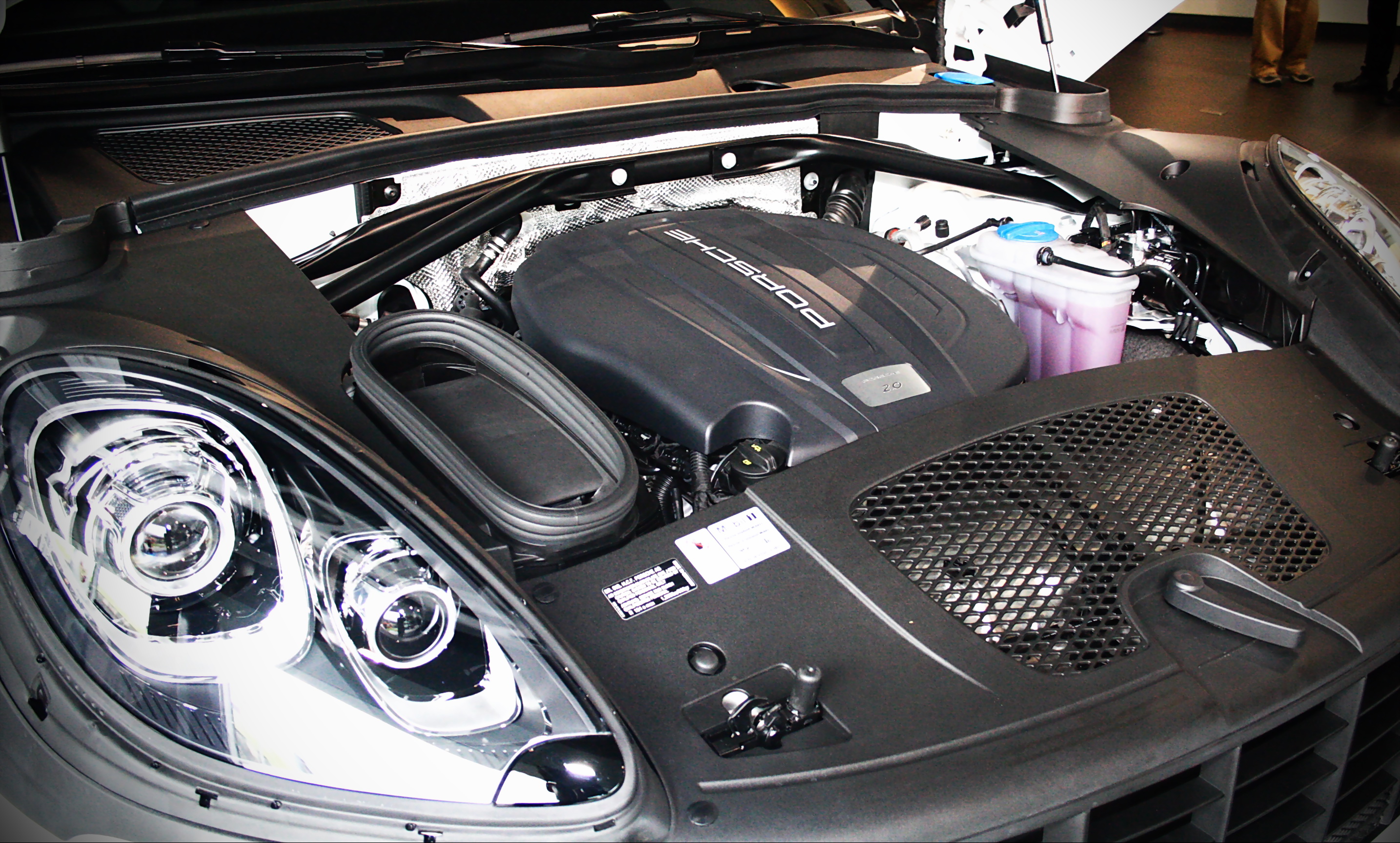 《Porsche Macan》進駐全台保時捷展示中心 《Porsche Macan》進駐全台保時捷展示中心
