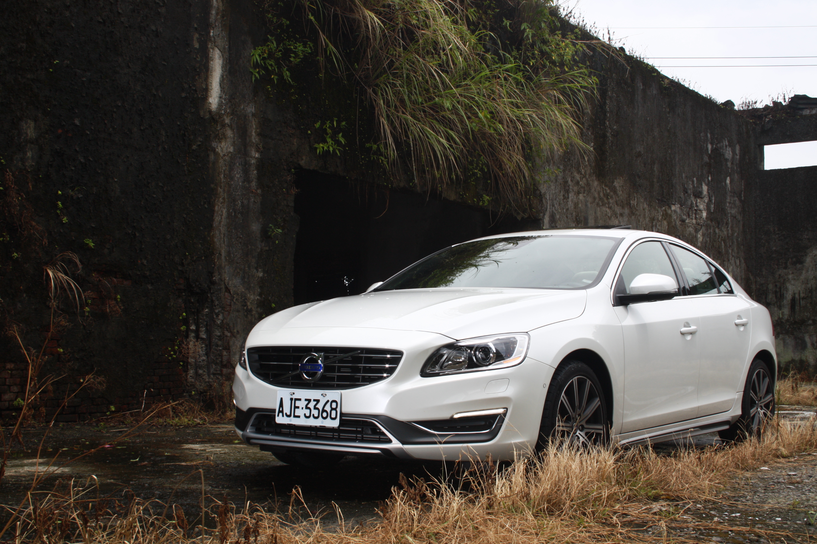 細緻優雅的Volvo 《S60 D4》- 【靜態欣賞】 細緻優雅的Volvo 《S60 D4》- 【靜態欣賞】