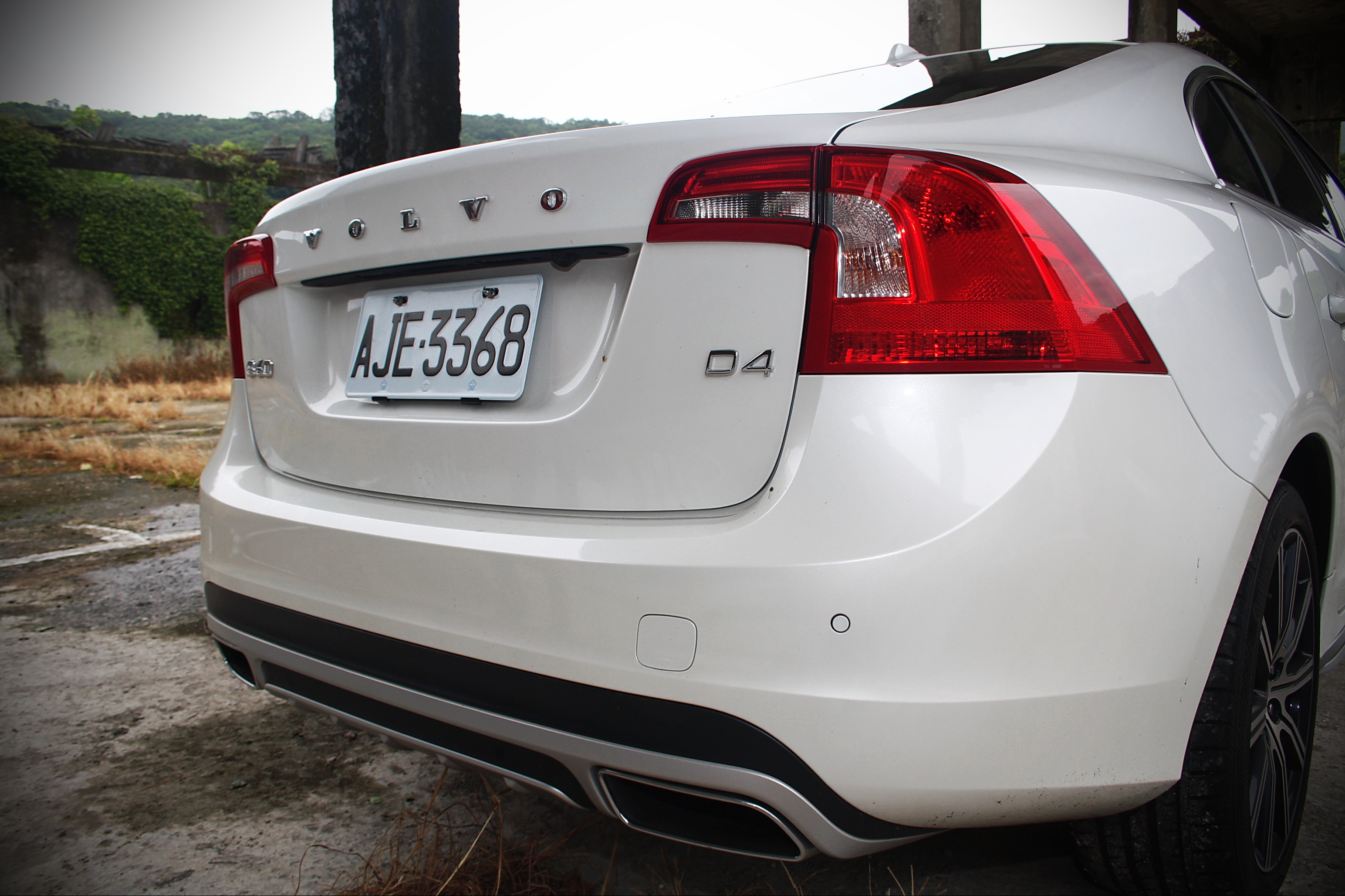 細緻優雅的Volvo 《S60 D4》- 【靜態欣賞】 細緻優雅的Volvo 《S60 D4》- 【靜態欣賞】