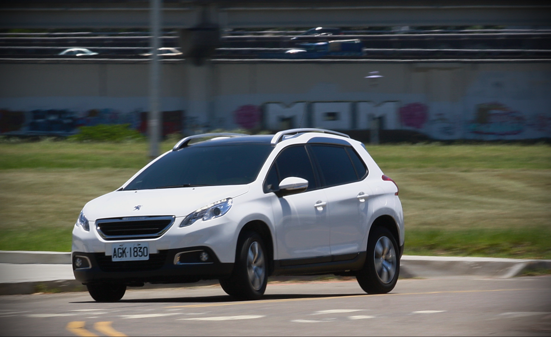 逆襲的跨界小獅王-《Peugeot 2008 1.6》 【動態測試】 逆襲的跨界小獅王-《Peugeot 2008 1.6》 【動態測試】
