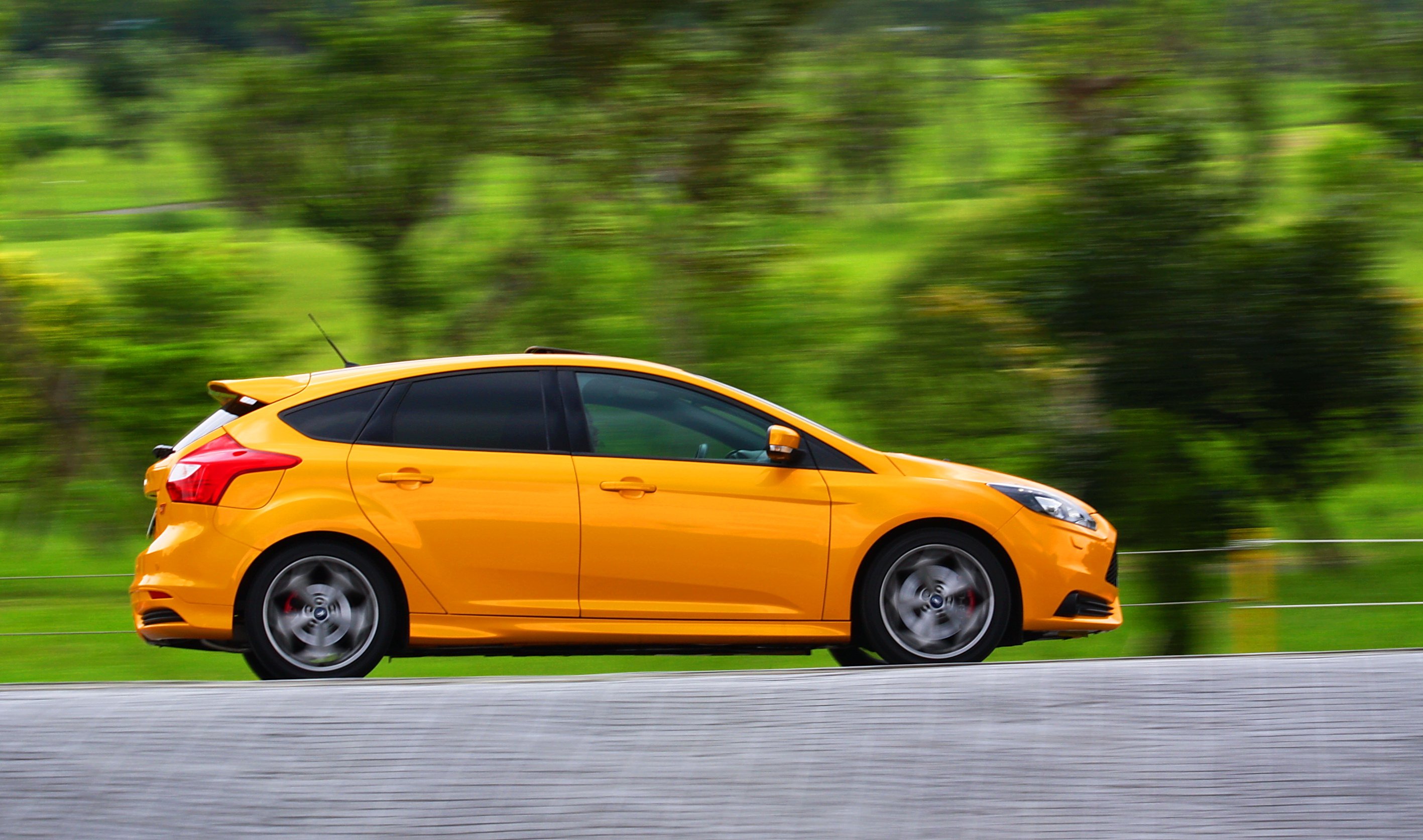 山路攻略之演出 《Ford Focus ST》限量登台-【熱血動態】 山路攻略之演出 《Ford Focus ST》限量登台-【熱血動態】