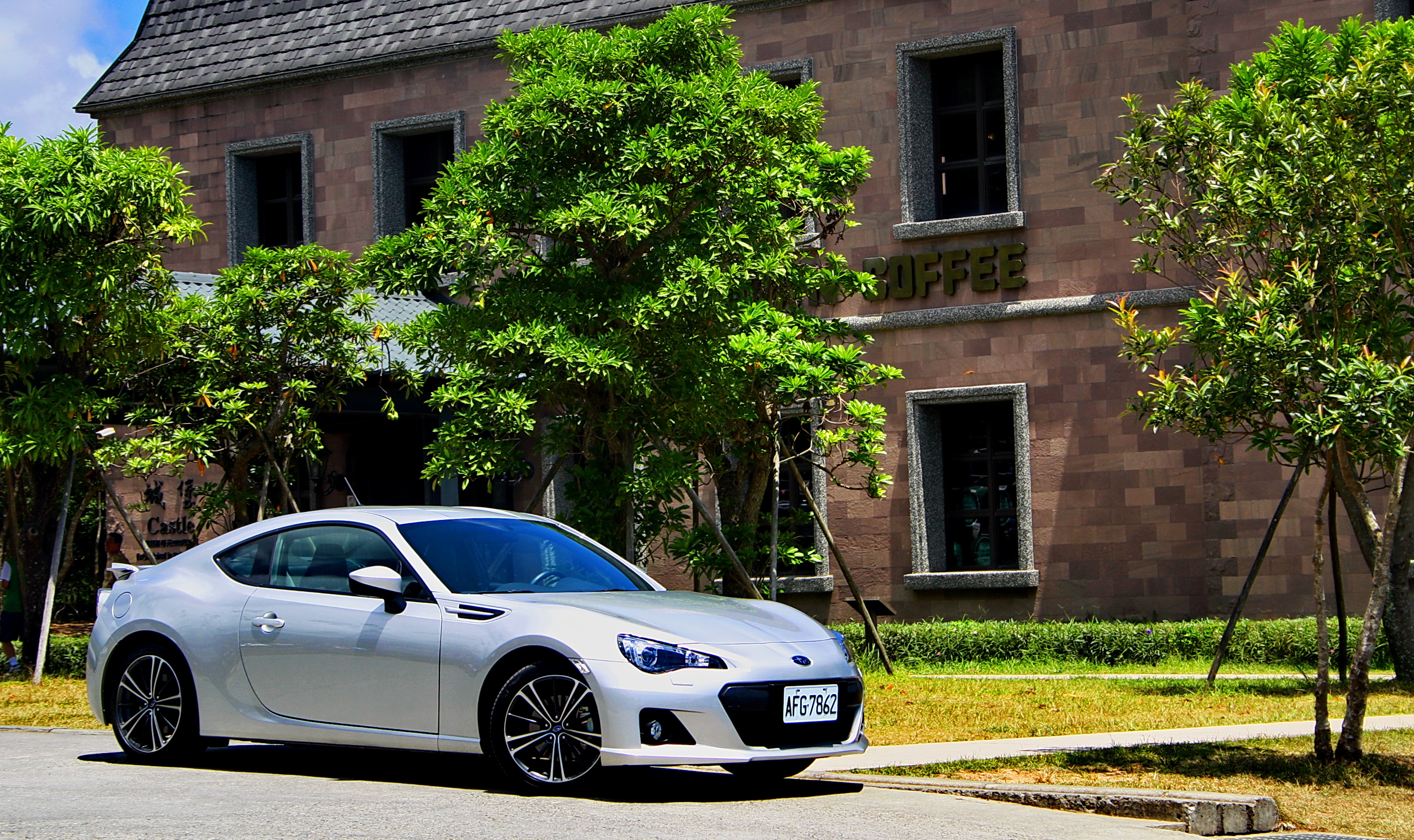 Subaru純樂取向小跑車 《BRZ》競速登場~ 【動態速奔】 Subaru純樂取向小跑車 《BRZ》競速登場~ 【動態速奔】