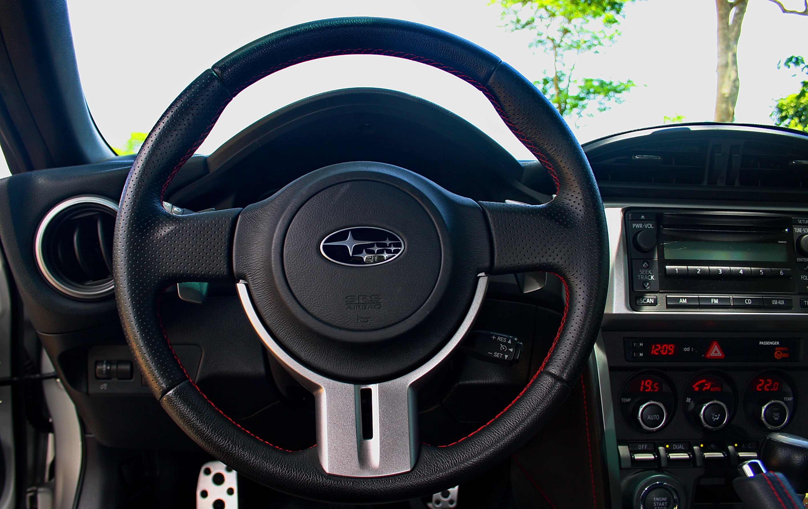 Subaru平價後驅小跑車 《BRZ》玩樂登場~ 【酷炫靜態】 Subaru平價後驅小跑車 《BRZ》玩樂登場~ 【酷炫靜態】