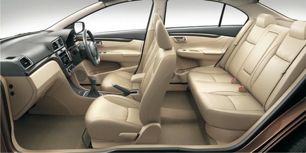 《Maruti Suzuki Ciaz》 印度主力中小型房車 《Maruti Suzuki Ciaz》 印度主力中小型房車