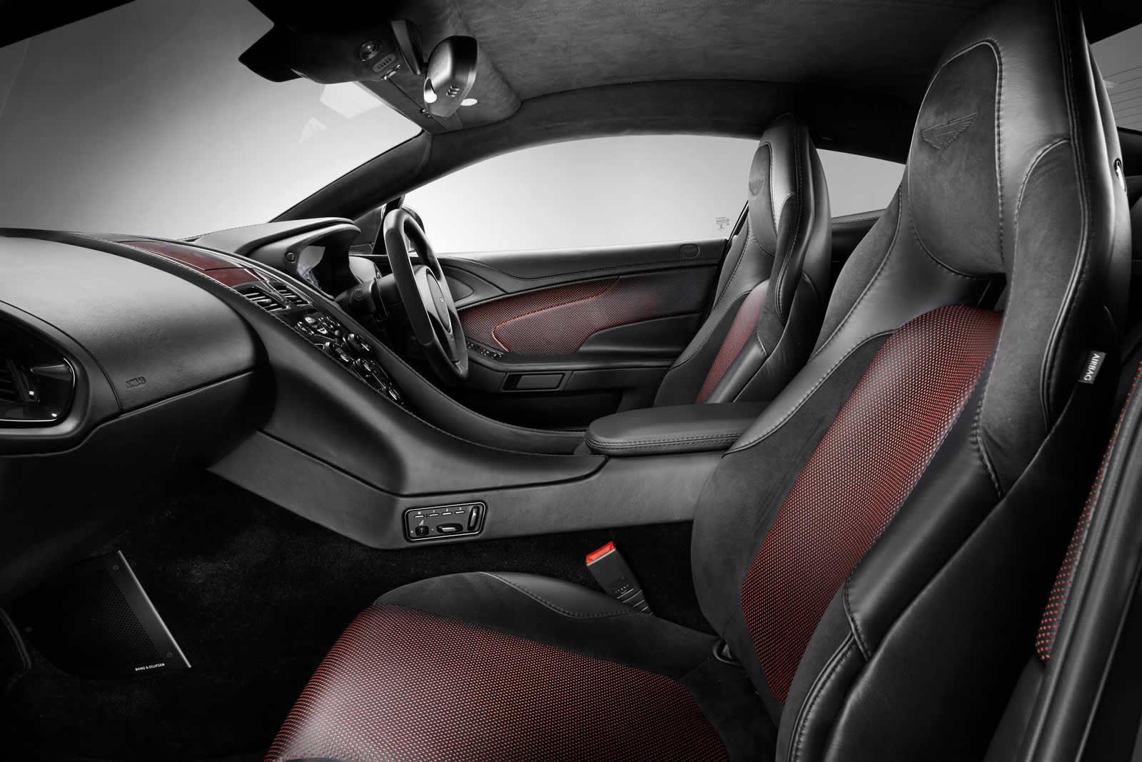 《Aston Martin Satin Jet Black Vanquish Coupe》 黑爵士現身 《Aston Martin Satin Jet Black Vanquish Coupe》 黑爵士現身