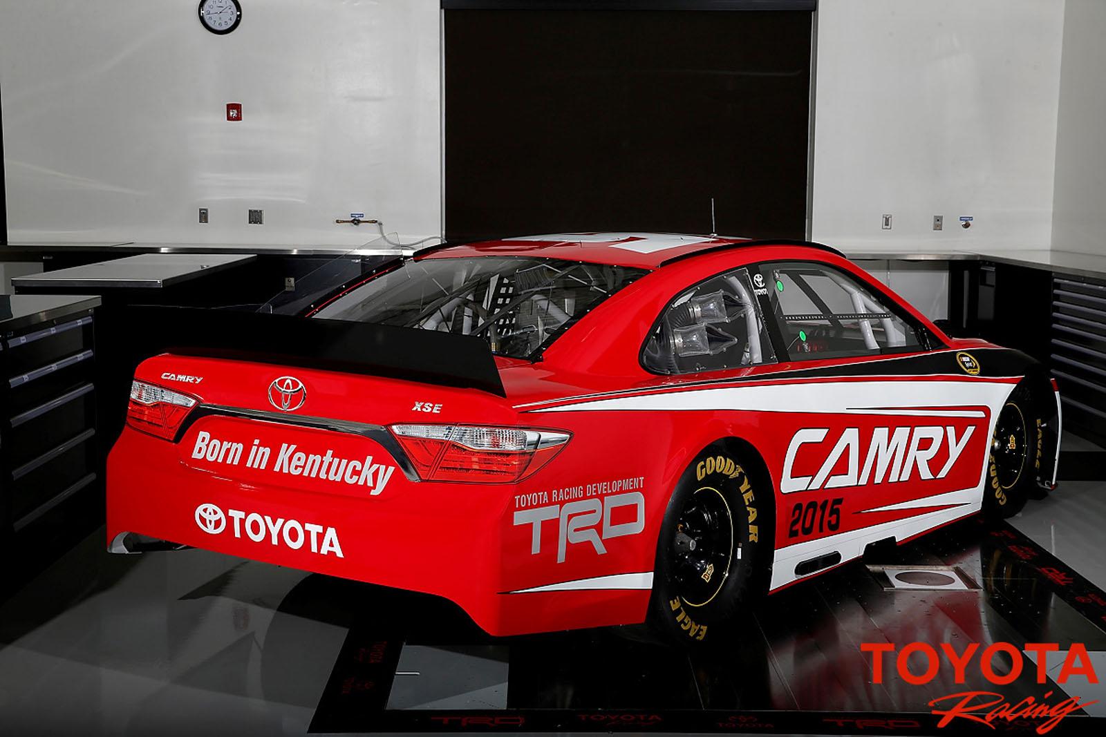 小改款《Toyota Camry》也想下賽道 NASCAR廠車推出 小改款《Toyota Camry》也想下賽道 NASCAR廠車推出