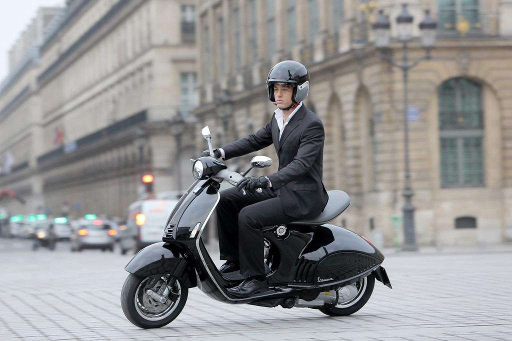 偉士牌《Vespa 946》以純手工打造之姿 在全球引起復古概念新趨勢 偉士牌《Vespa 946》以純手工打造之姿 在全球引起復古概念新趨勢