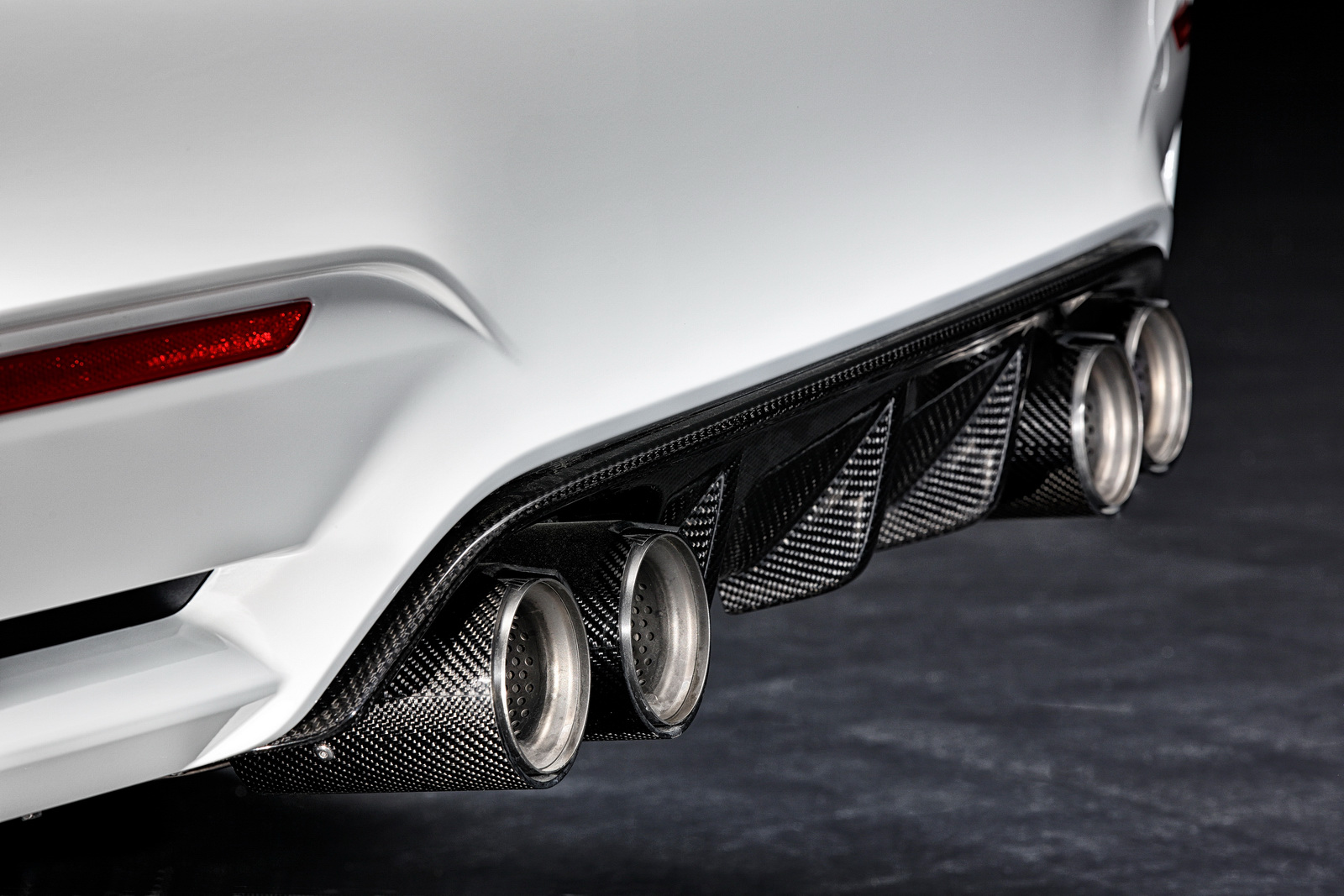 《BMW M3/M4》再加碼 推出全新M Performance Parts 《BMW M3/M4》再加碼 推出全新M Performance Parts