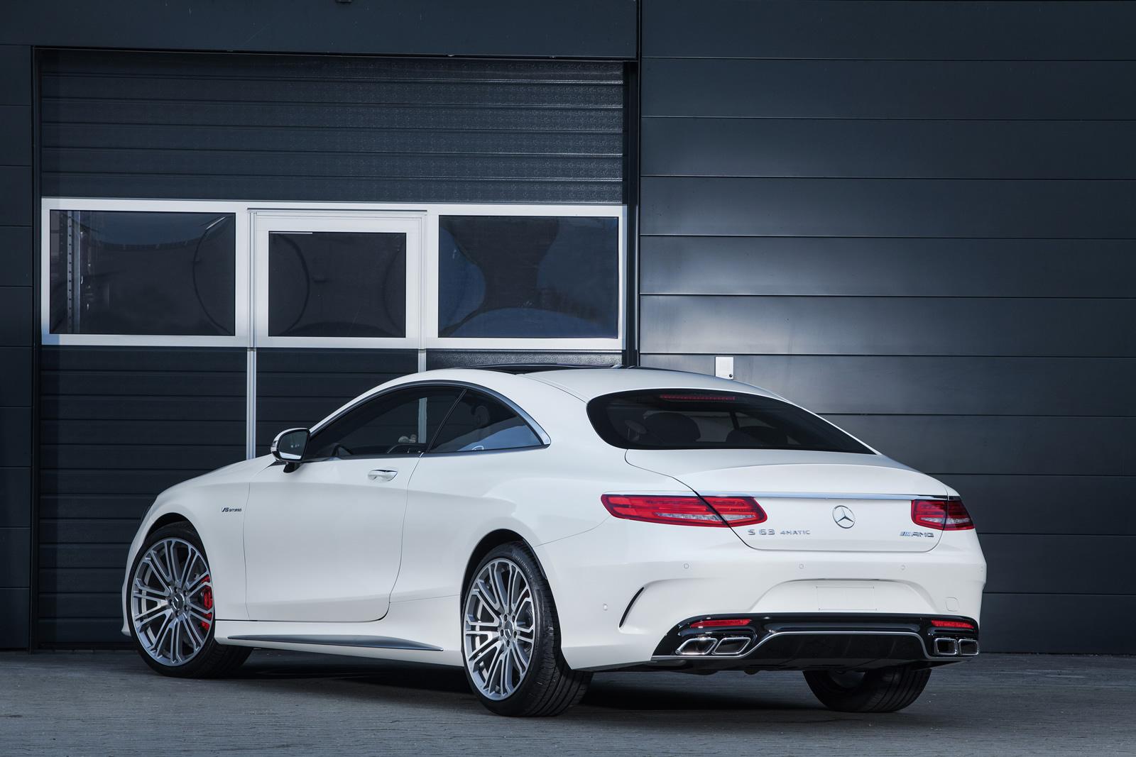 賓士《Mercedes-Benz S63 AMG Coupe》再顯爆改模式 IMSA將最大扭力創造新高 賓士《Mercedes-Benz S63 AMG Coupe》再顯爆改模式 IMSA將最大扭力創造新高