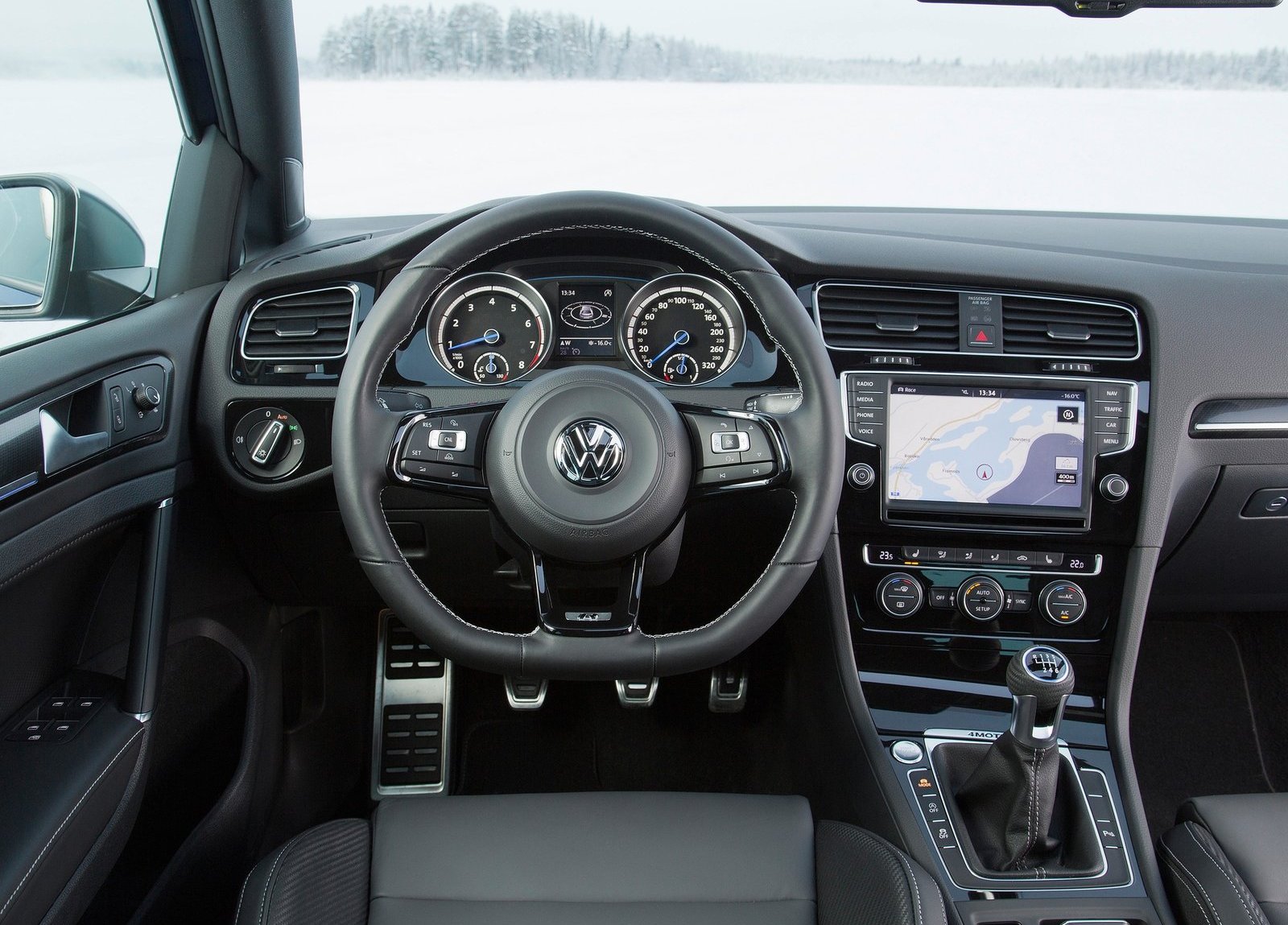 熱血車迷再等等 美規《VW Golf R》即將配置六速手排! 熱血車迷再等等 美規《VW Golf R》即將配置六速手排!