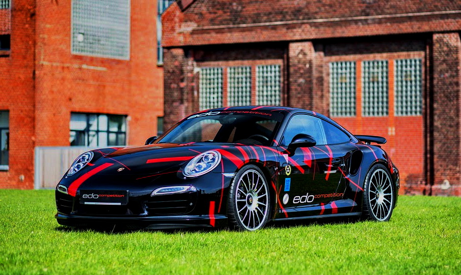保時捷《Porsche 991 Turbo S》提升590hp動力輸出 2.8秒即可加速零至百里 保時捷《Porsche 991 Turbo S》提升590hp動力輸出 2.8秒即可加速零至百里