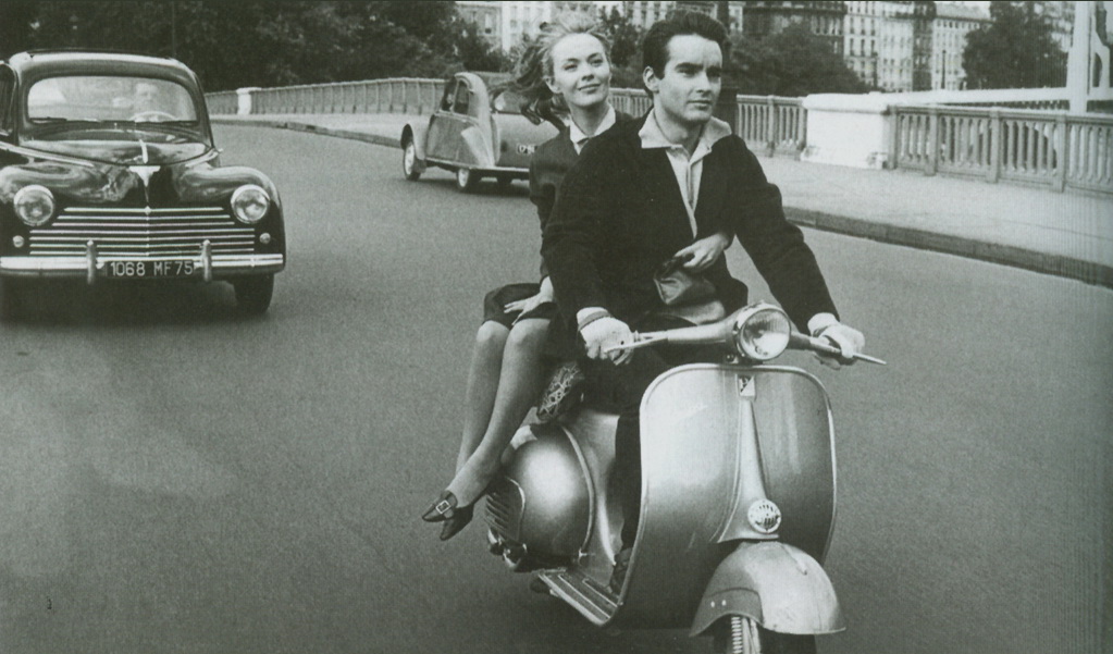 偉士牌《Vespa GTS Edition 300》打造黃牌新風貌 將完美詮釋的騎士風格 偉士牌《Vespa GTS Edition 300》打造黃牌新風貌 將完美詮釋的騎士風格