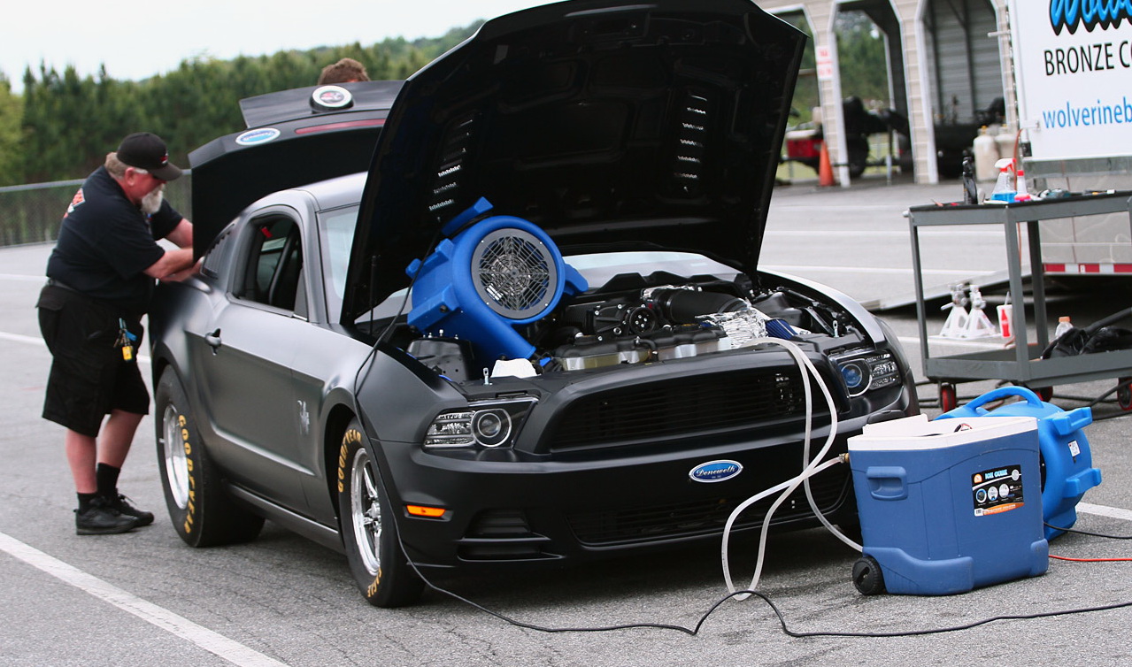 直線加速怪獸 《Ford Mustang Cobra Jet》展現美式獨有作風 直線加速怪獸 《Ford Mustang Cobra Jet》展現美式獨有作風