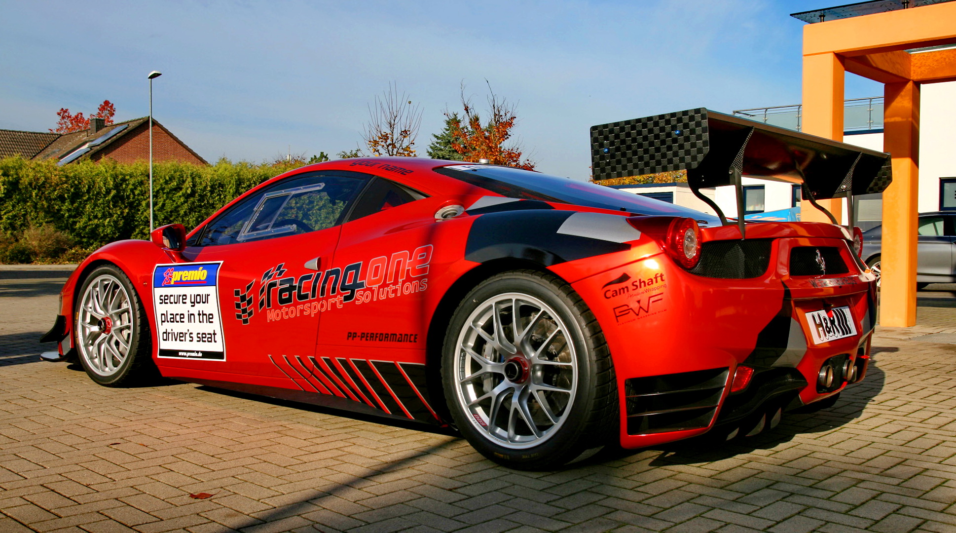 法拉利《Ferrari 458 Competition》以超跑體質為根基 Racing One打造工廠賽車式樣 法拉利《Ferrari 458 Competition》以超跑體質為根基 Racing One打造工廠賽車式樣