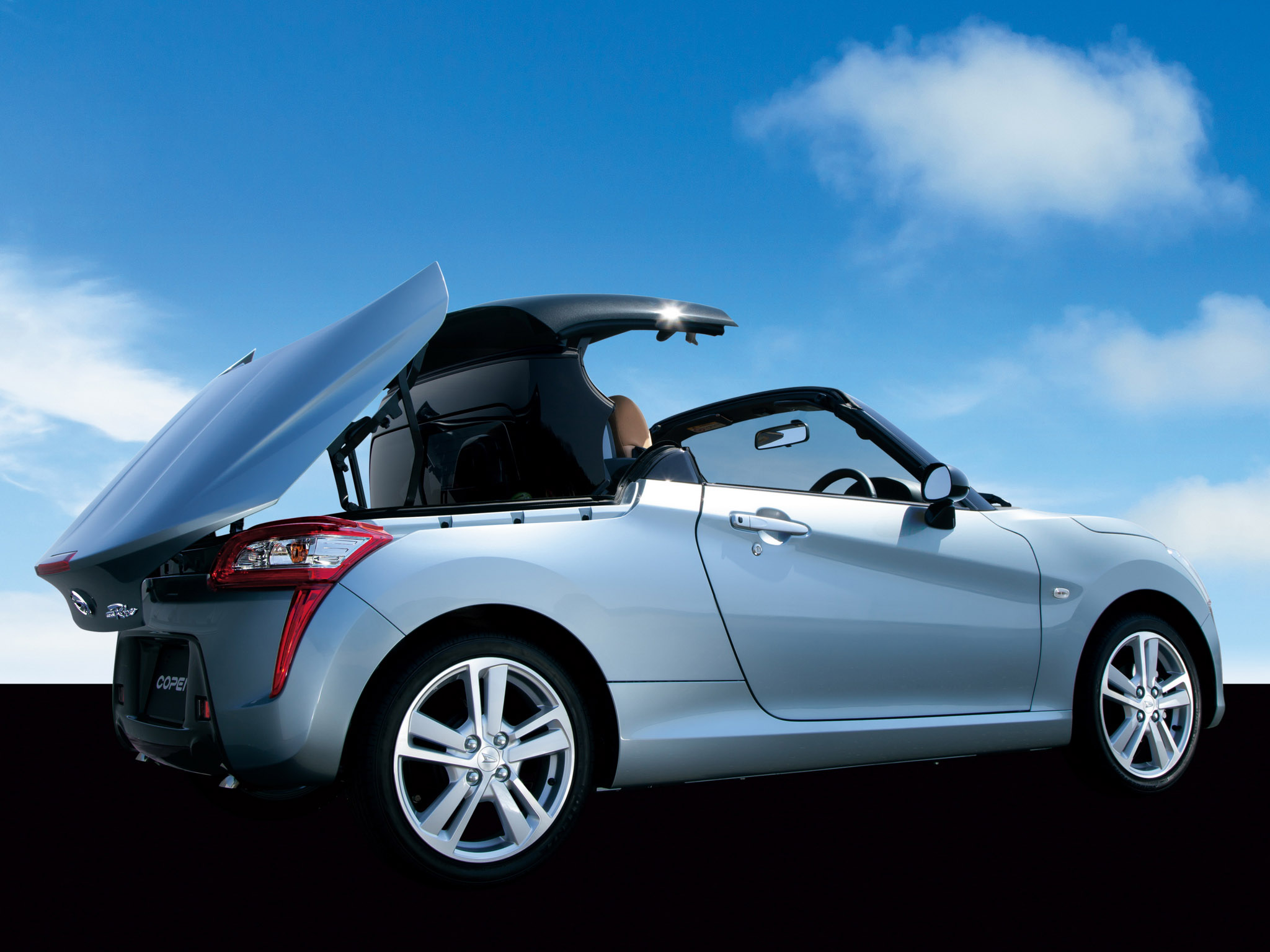 《Daihatsu Copen Robe S》東京改裝車展預告 後驅敞篷超有魅力 《Daihatsu Copen Robe S》東京改裝車展預告 後驅敞篷超有魅力