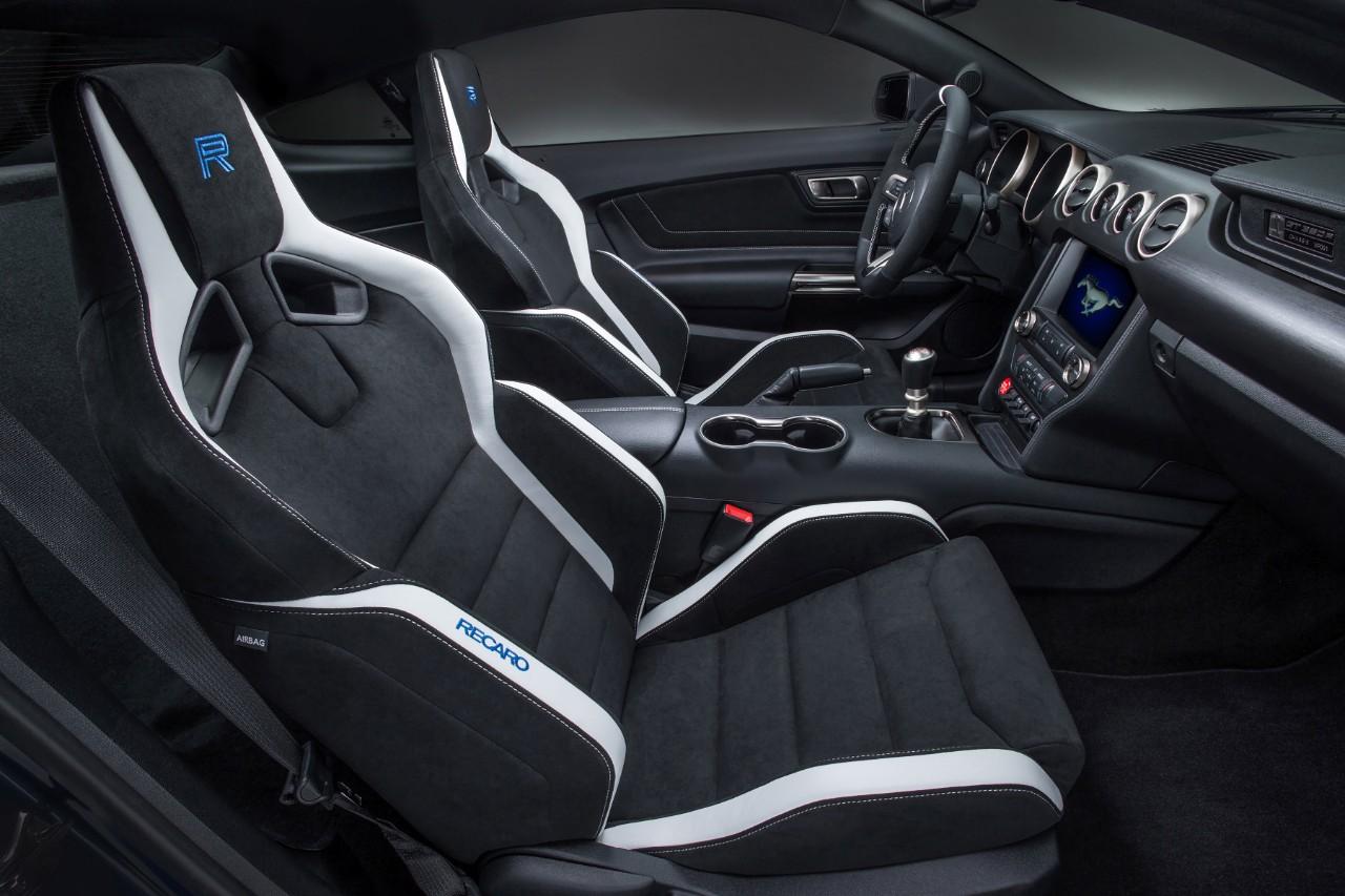 《Ford Shelby Mustang GT350R》 賽道身影向Shelby GT350致敬 《Ford Shelby Mustang GT350R》 賽道身影向Shelby GT350致敬
