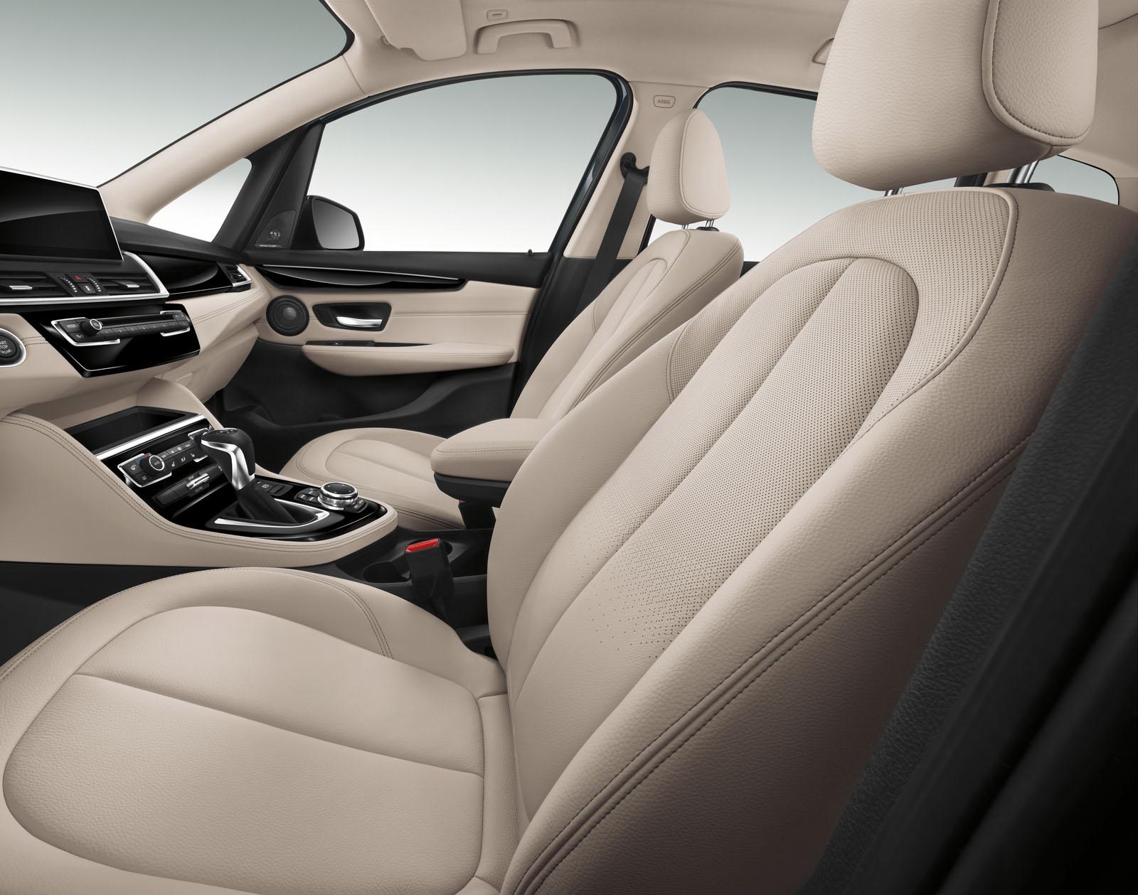 寶馬《BMW 2 Series Gran Tourer》 七人座小型MPV日內瓦車展現身 寶馬《BMW 2 Series Gran Tourer》 七人座小型MPV日內瓦車展現身