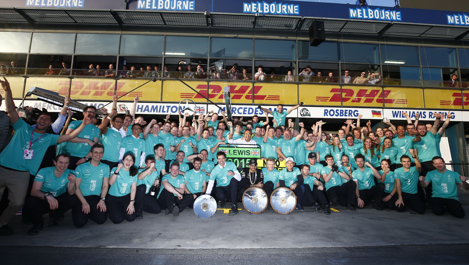 Mercedes-GP車隊以壓倒性戰力 拿下今年度F1開幕賽冠亞軍 Mercedes-GP車隊以壓倒性戰力 拿下今年度F1開幕賽冠亞軍