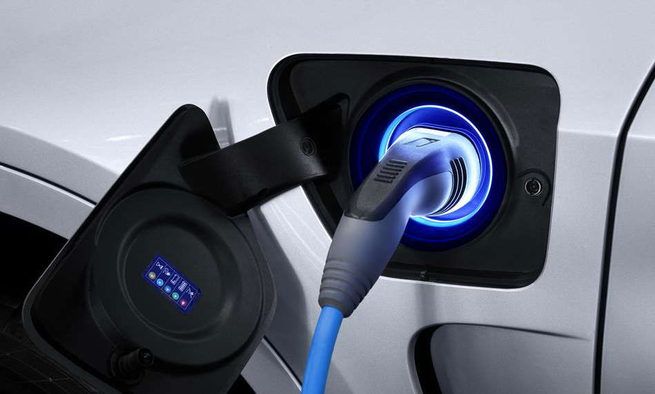 寶馬《BMW X5 xDrive40e》首款Hybrid SUV發表 綜效輸出高達309hp不可輕忽 寶馬《BMW X5 xDrive40e》首款Hybrid SUV發表 綜效輸出高達309hp不可輕忽