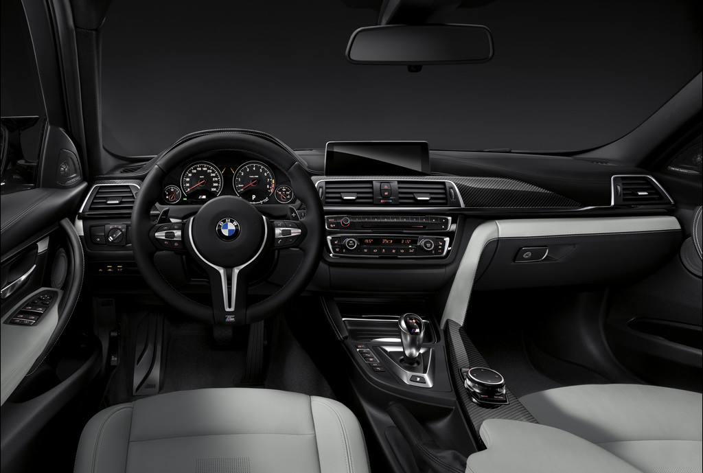 寶馬《BMW M3》小改款車型連袂登場 升級新造型LED尾燈更顯威風! 寶馬《BMW M3》小改款車型連袂登場 升級新造型LED尾燈更顯威風!