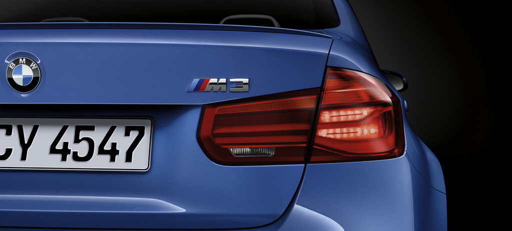 寶馬《BMW M3》小改款車型連袂登場 升級新造型LED尾燈更顯威風! 寶馬《BMW M3》小改款車型連袂登場 升級新造型LED尾燈更顯威風!
