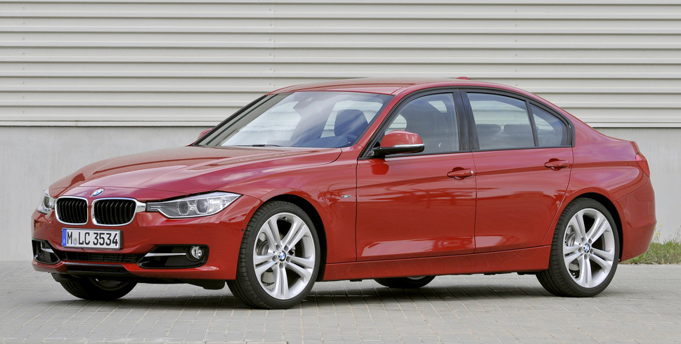 寶馬《BMW 3 Series》領頭先改款!內外小幅修飾還有全新動力加持! 寶馬《BMW 3 Series》領頭先改款!內外小幅修飾還有全新動力加持!