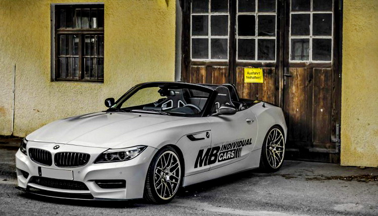 寶馬《BMW E89 Z4》多件式碳纖維套件 點綴出小型敞篷的運動氛圍 寶馬《BMW E89 Z4》多件式碳纖維套件 點綴出小型敞篷的運動氛圍