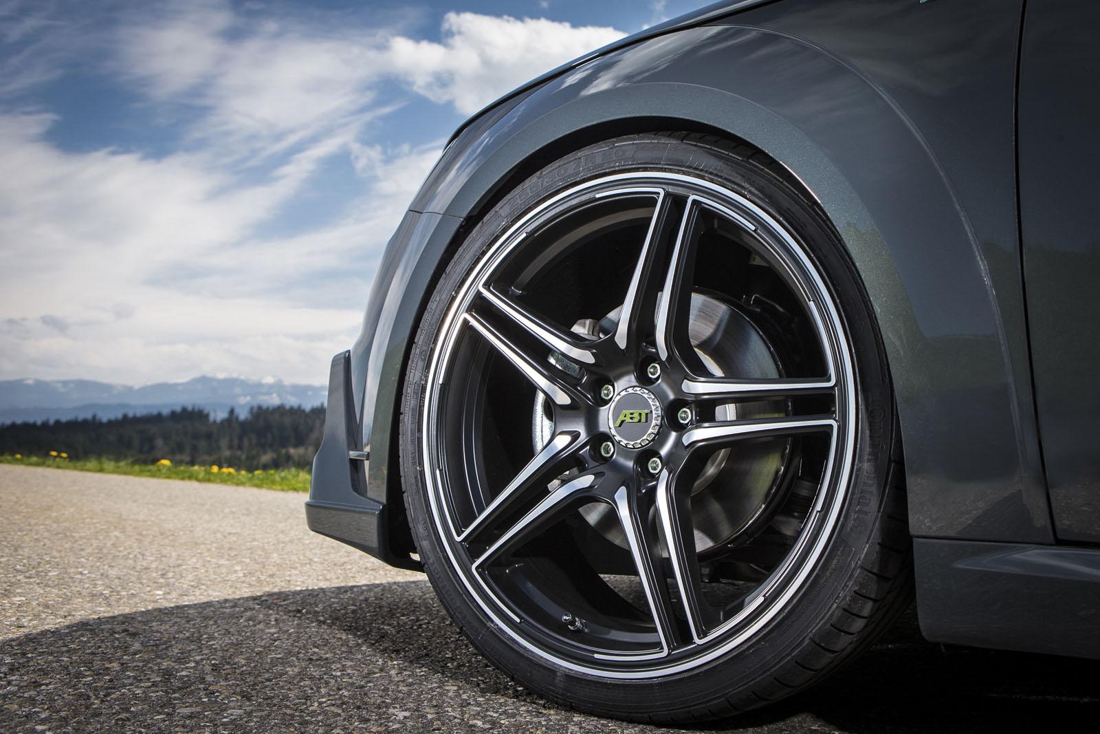 奧迪《Audi TT Roadster》上空還不夠惹火?ABT加碼推出310匹勁裝套件! 奧迪《Audi TT Roadster》上空還不夠惹火?ABT加碼推出310匹勁裝套件!
