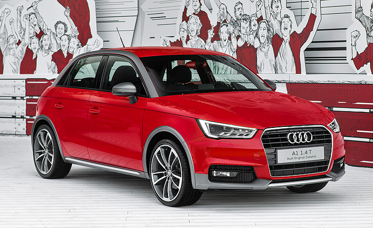 奧迪《Audi》高性能車款湖畔總動員 A1、A3、Q3全新個性套件同步推出 奧迪《Audi》高性能車款湖畔總動員 A1、A3、Q3全新個性套件同步推出