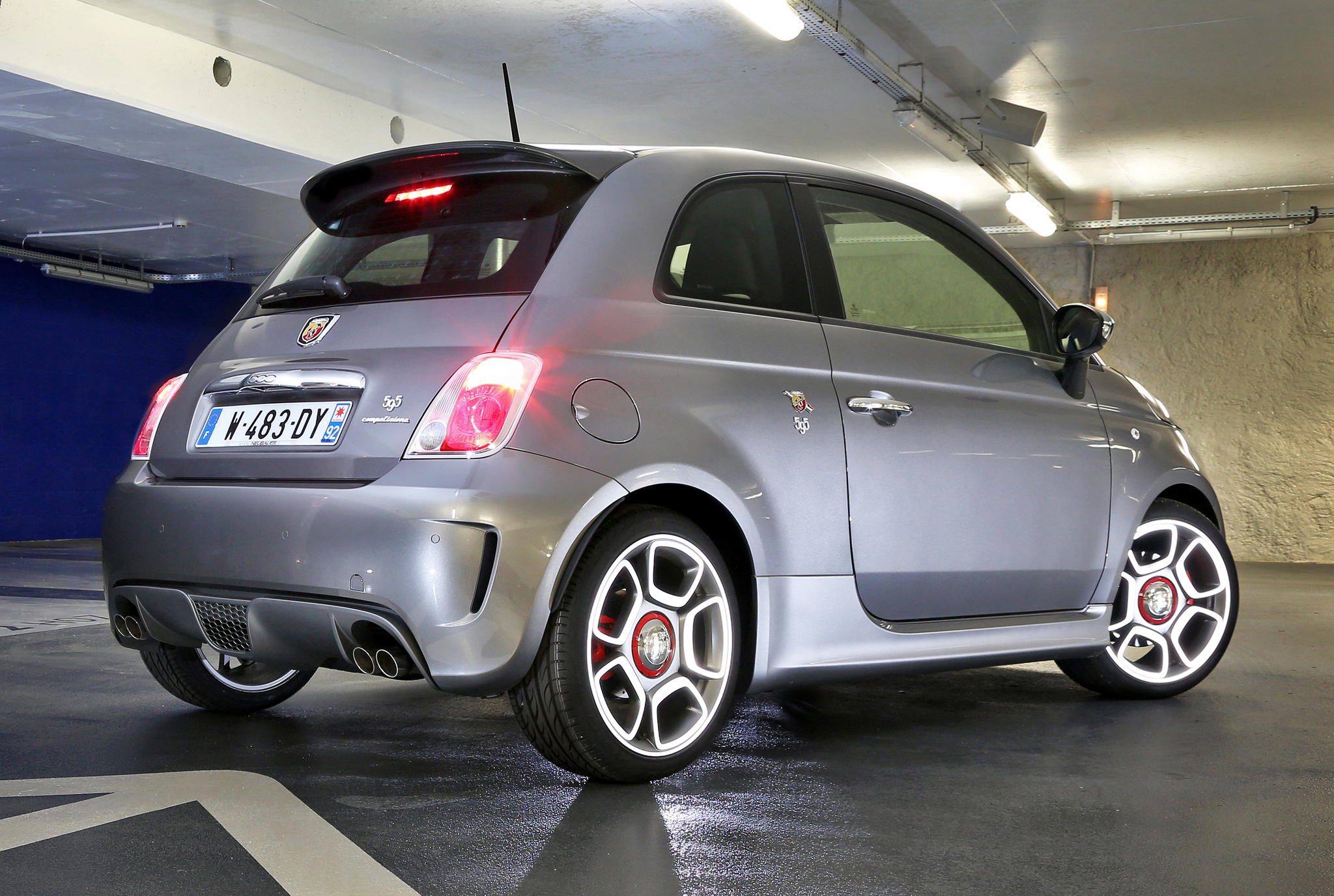 飛雅特《Fiat 595 Abarth》新年式Competizione車款動力全面升級 英國市場搶先開賣 飛雅特《Fiat 595 Abarth》新年式Competizione車款動力全面升級 英國市場搶先開賣