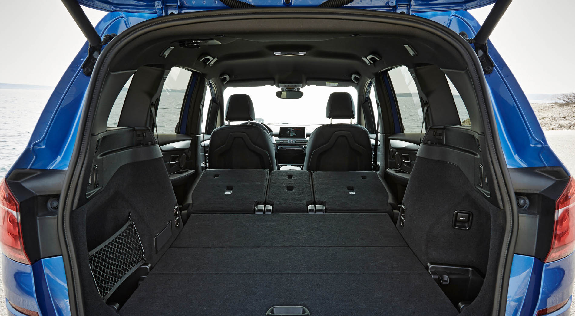 寶馬《BMW 2 Series Gran Tourer》多了實用少了帥氣?其實還有M Sport套件可以選… 寶馬《BMW 2 Series Gran Tourer》多了實用少了帥氣?其實還有M Sport套件可以選…