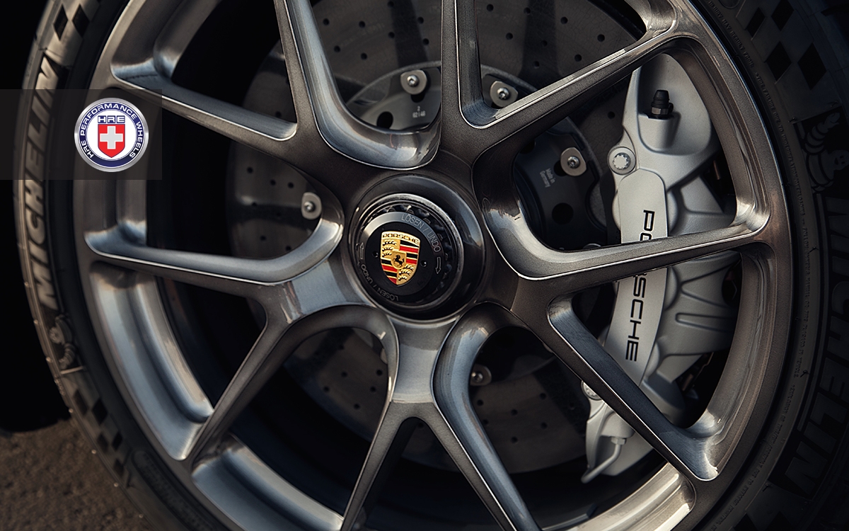 回歸單純的美好 保時捷《Porsche》與HRE輪圈大廠聯手打造最火紅的《918 Spyder》! 回歸單純的美好 保時捷《Porsche》與HRE輪圈大廠聯手打造最火紅的《918 Spyder》!