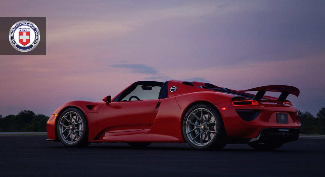回歸單純的美好 保時捷《Porsche》與HRE輪圈大廠聯手打造最火紅的《918 Spyder》! 回歸單純的美好 保時捷《Porsche》與HRE輪圈大廠聯手打造最火紅的《918 Spyder》!