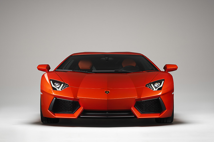 有錢也買不到!藍寶堅尼《Lamborghini Aventador LP 750-4 Superveloce》600輛全數完售 有錢也買不到!藍寶堅尼《Lamborghini Aventador LP 750-4 Superveloce》600輛全數完售