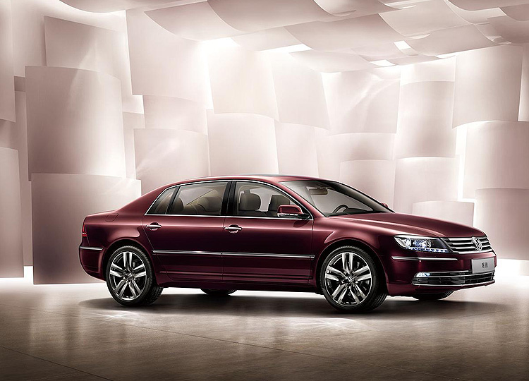 小改款福斯《Volkswagen Phaeton》中國登場 新世代車型將搭W12動力? 小改款福斯《Volkswagen Phaeton》中國登場 新世代車型將搭W12動力?