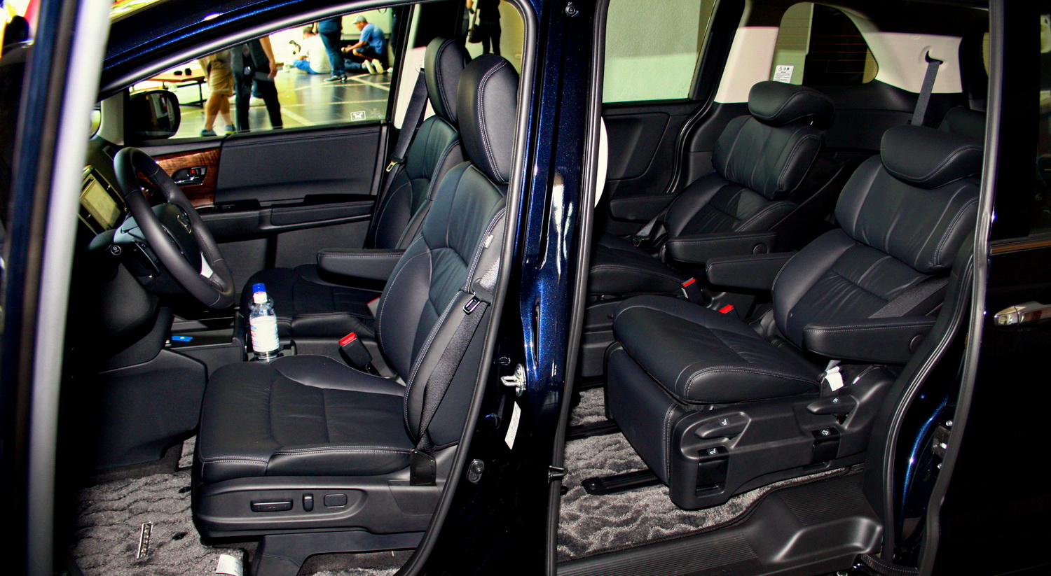 本田《Honda Odyssey》全新豪華七人座MPV登台 媒體試駕心得快報 本田《Honda Odyssey》全新豪華七人座MPV登台 媒體試駕心得快報