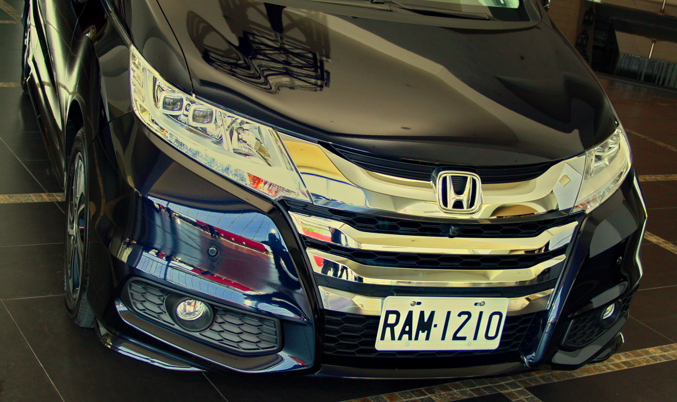 本田《Honda Odyssey》全新豪華七人座MPV登台 媒體試駕心得快報 本田《Honda Odyssey》全新豪華七人座MPV登台 媒體試駕心得快報