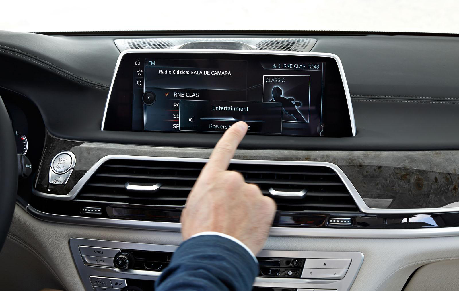 創新科技集一身 新一代寶馬《BMW 7 Series》千呼萬喚矚目登場(上) 創新科技集一身 新一代寶馬《BMW 7 Series》千呼萬喚矚目登場(上)