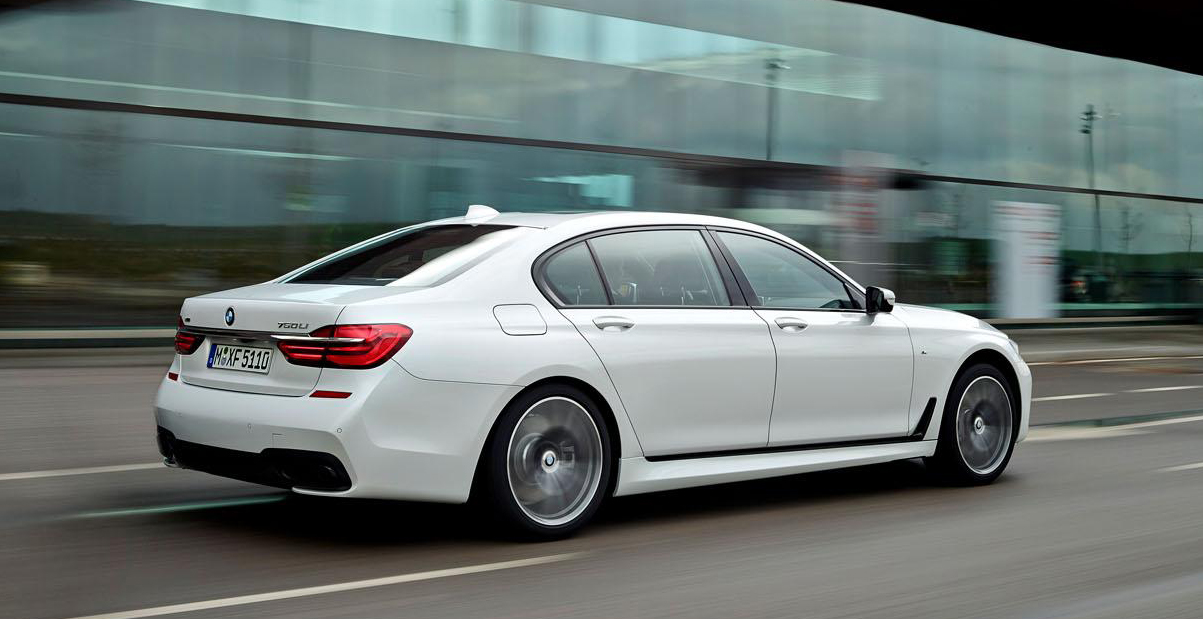褪下西裝後的真性情 新一代寶馬《BMW 7 Series M Sport》運動車型同步登場 褪下西裝後的真性情 新一代寶馬《BMW 7 Series M Sport》運動車型同步登場