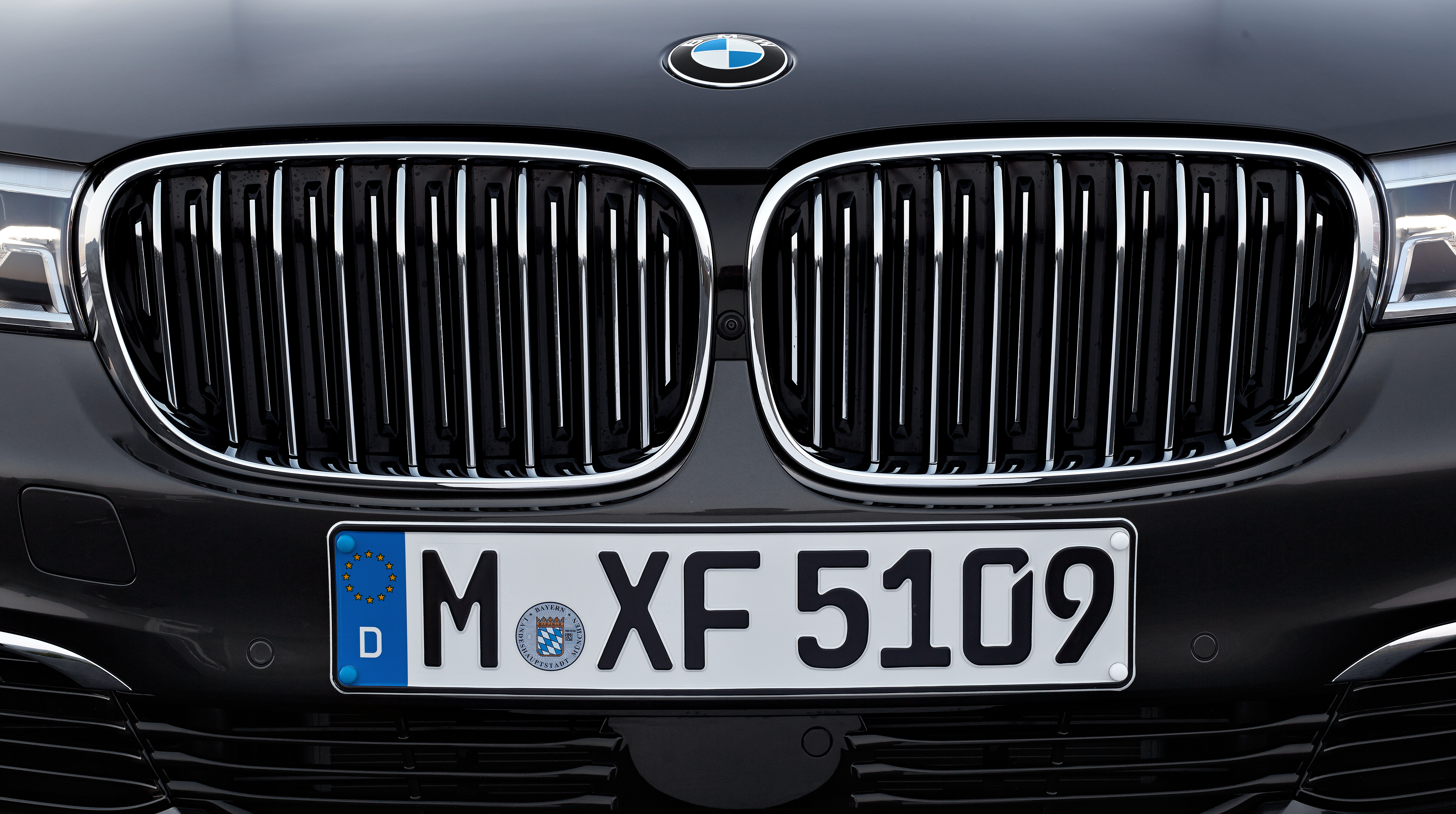 創新科技集一身 新一代寶馬《BMW 7 Series》千呼萬喚矚目登場(上) 創新科技集一身 新一代寶馬《BMW 7 Series》千呼萬喚矚目登場(上)