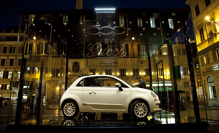 義式經典小車再獲新生 改款飛雅特《Fiat 500》預約7月4日登場 義式經典小車再獲新生 改款飛雅特《Fiat 500》預約7月4日登場