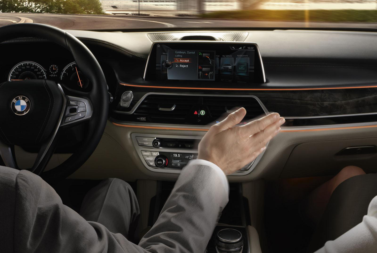 創新科技集一身 新一代寶馬《BMW 7 Series》千呼萬喚矚目登場(上) 創新科技集一身 新一代寶馬《BMW 7 Series》千呼萬喚矚目登場(上)