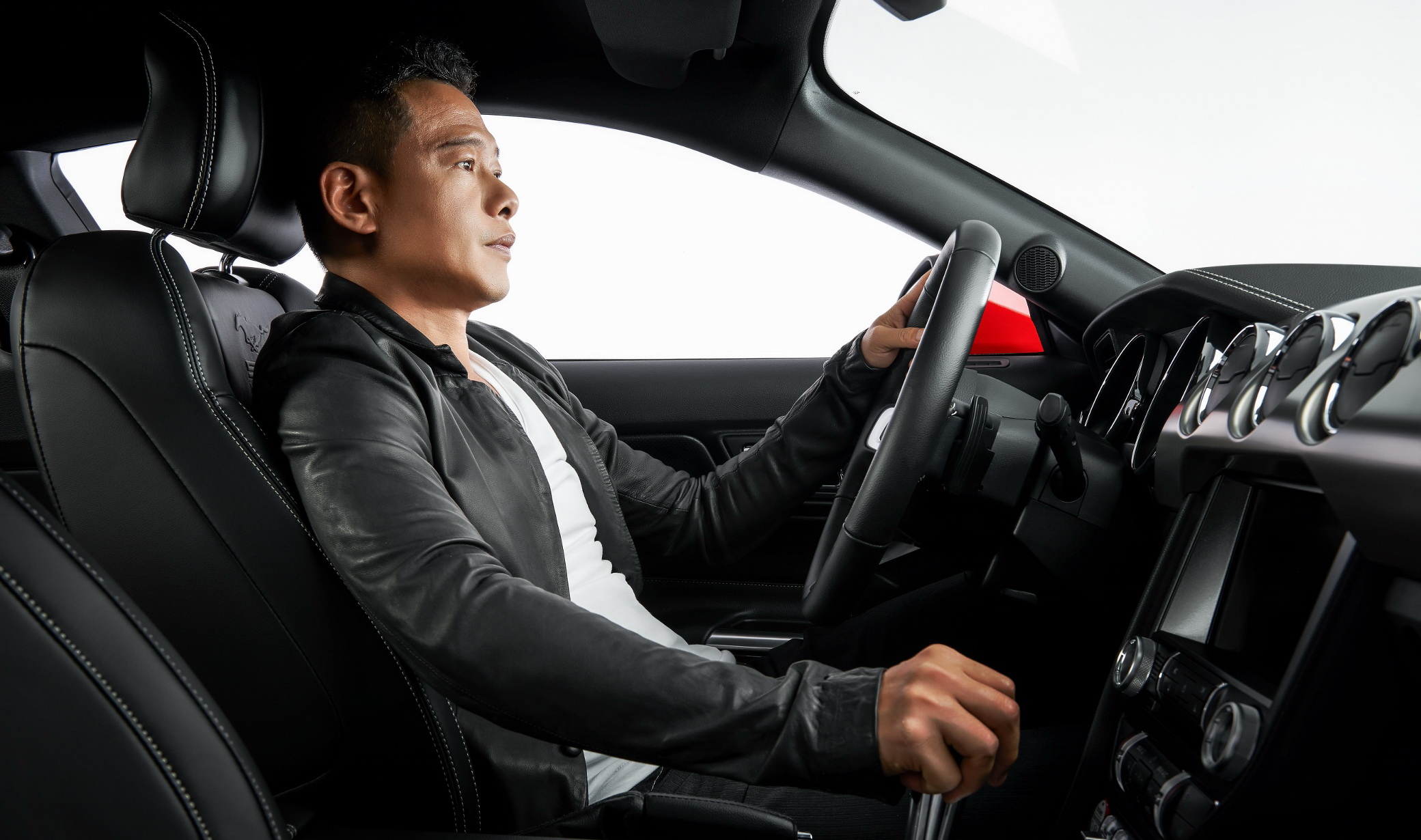 福特《Ford Mustang》50週年限量紀念版 台灣地區限量50台售完為止 福特《Ford Mustang》50週年限量紀念版 台灣地區限量50台售完為止