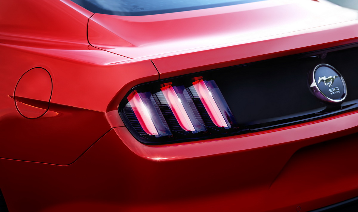 福特《Ford Mustang》50週年限量紀念版 台灣地區限量50台售完為止 福特《Ford Mustang》50週年限量紀念版 台灣地區限量50台售完為止