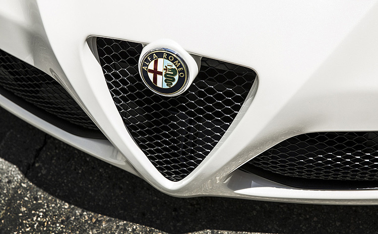 全球首演倒數2天 《Alfa Romeo》發出全新車型正式預告 全球首演倒數2天 《Alfa Romeo》發出全新車型正式預告