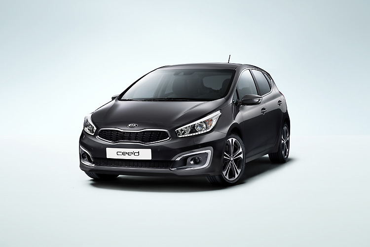 新動力、新面容 起亞《Kia Cee'd》小改款歐陸現身 新動力、新面容 起亞《Kia Cee'd》小改款歐陸現身