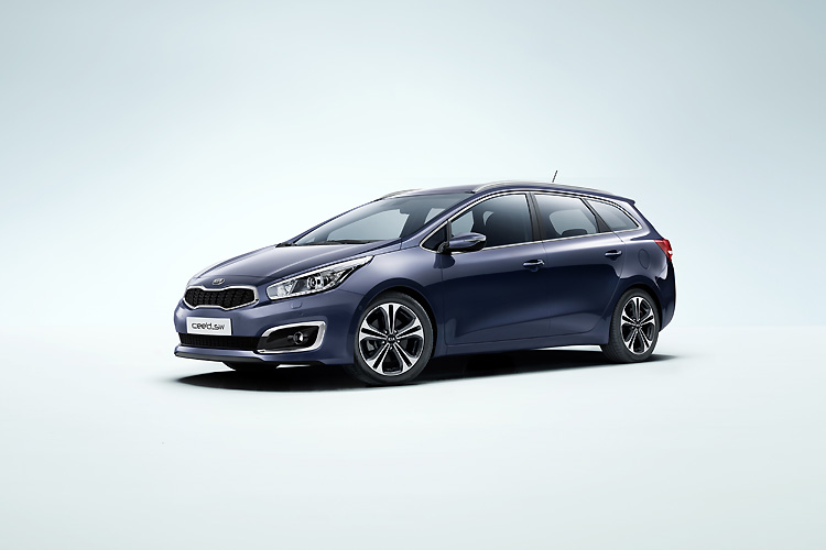新動力、新面容 起亞《Kia Cee'd》小改款歐陸現身 新動力、新面容 起亞《Kia Cee'd》小改款歐陸現身